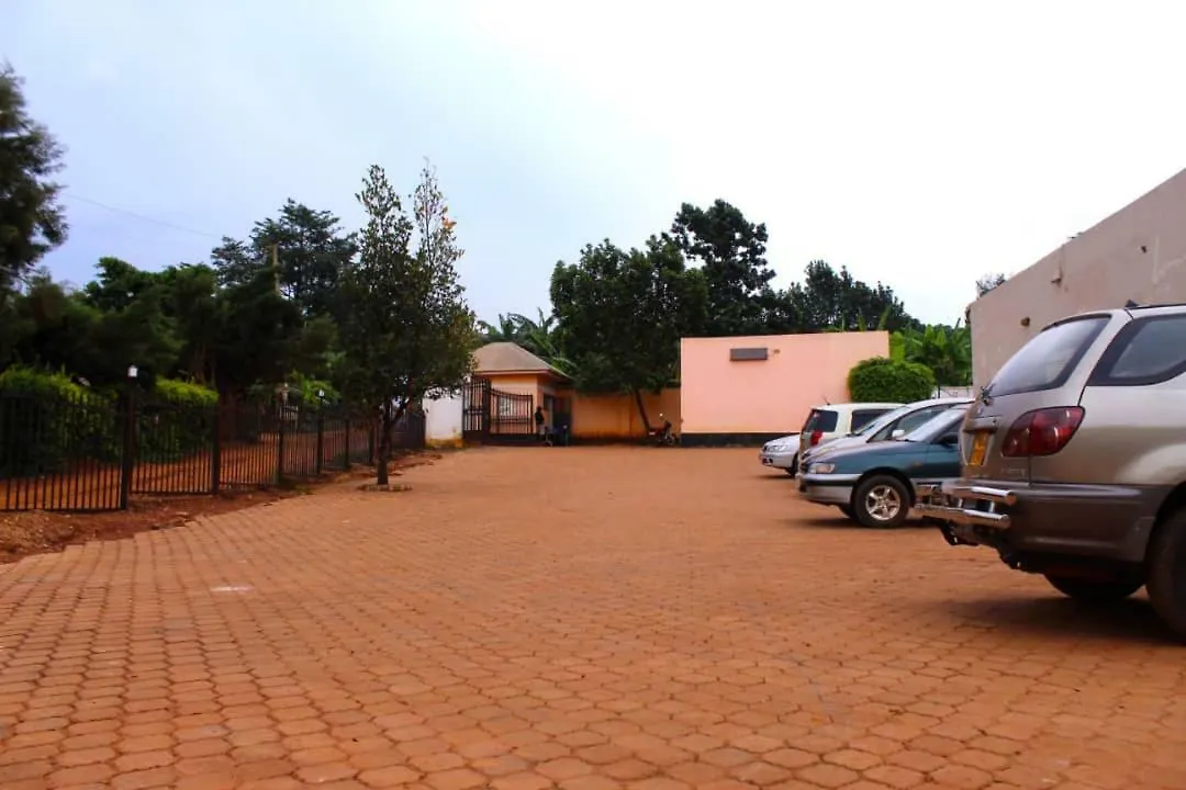 Lyden Cottages Kampala