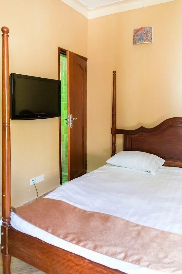 Lyden Cottages Kampala 2*,